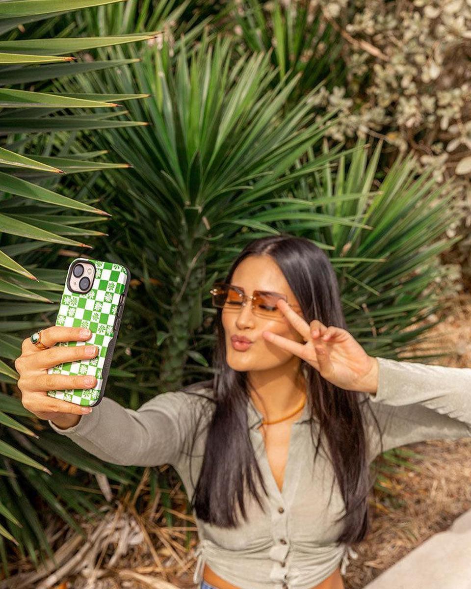 Check Mate | Daisy Checkerboard Floral Case iPhone Case get.casely