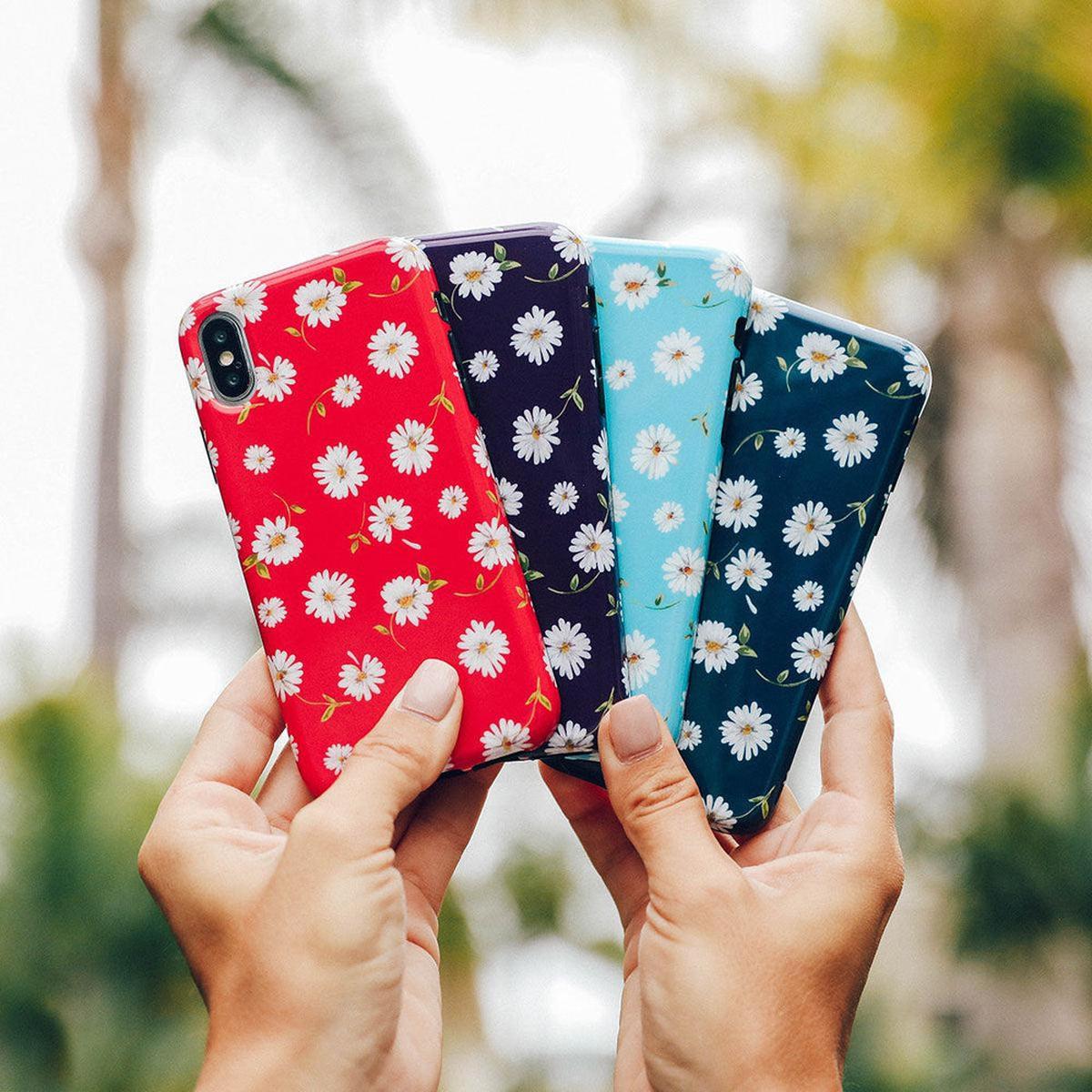 Daisy Daydream | Baby Blue Floral Case iPhone Case get.casely