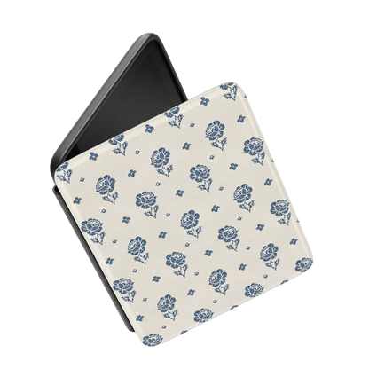 Seaside Stitch | Vintage Roses Kindle Case