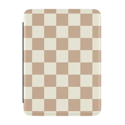 Fit Check | Neutral Checkerboard Kindle Case Kindle Case get.casely 7” Kindle Paperwhite
