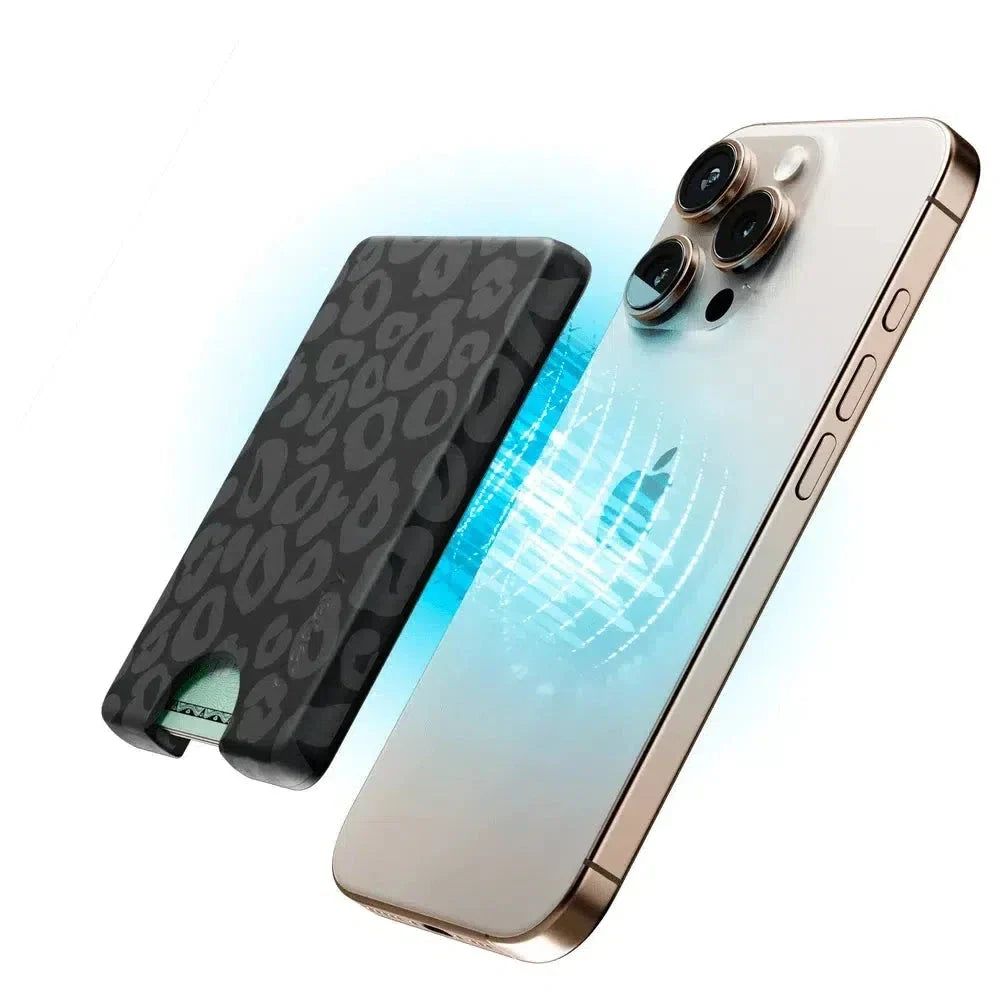 Into the Wild | Black Leopard MagWallet MagWallet get.casely