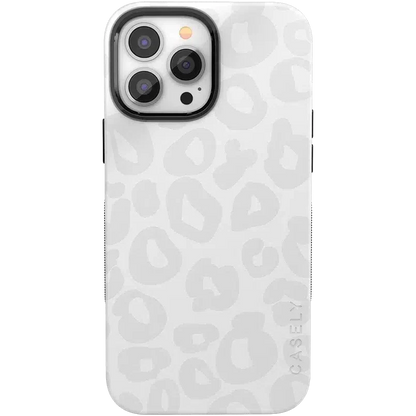 Into the Wild | White Snow Leopard Case iPhone Case get.casely Bold + MagSafe® iPhone 13 Pro Max