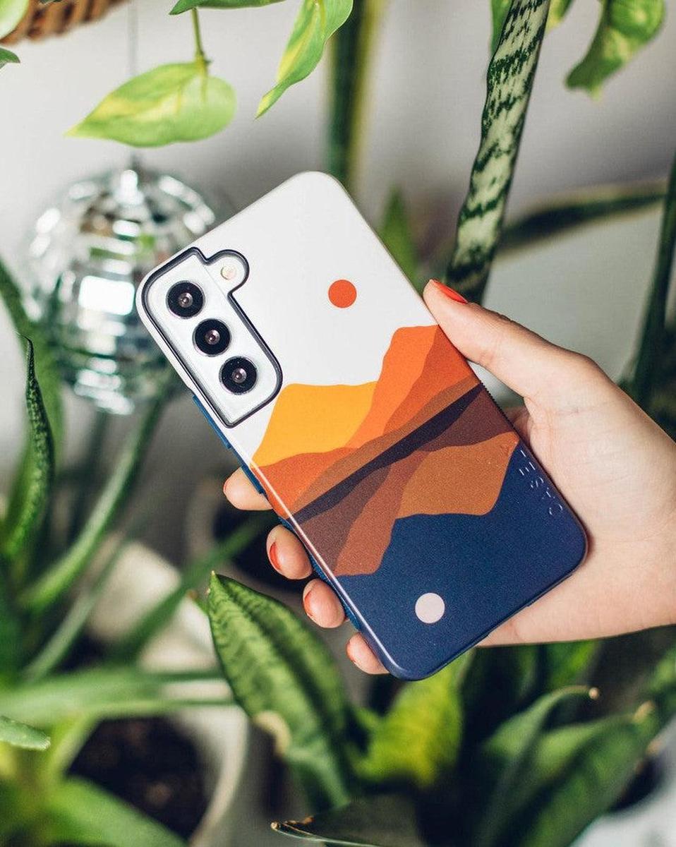 Opposites Attract | Day & Night Colorblock Mountains Samsung Case Samsung Case get.casely