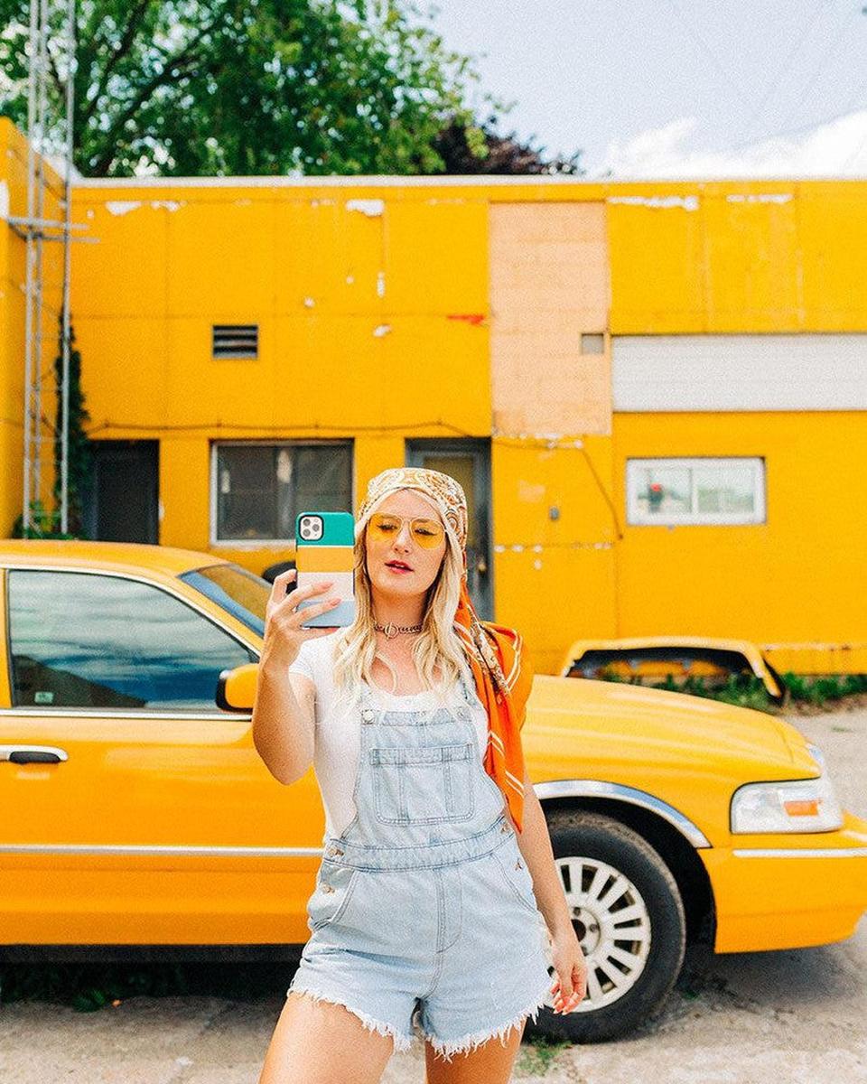 Paint The Town | Colorblock Stripes Case iPhone Case get.casely