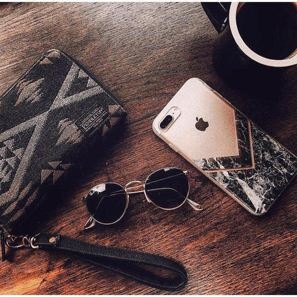 Sleek and Simple | Black Marble V Clear Case iPhone Case get.casely