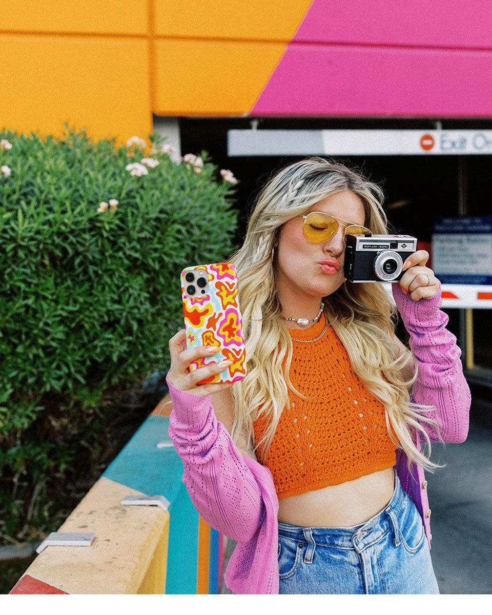 Color Splash | Abstract Retro Case iPhone Case get.casely